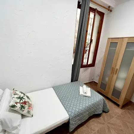 Gatu El Vigia De Tavira, Preferente Mayores De 25 Anos Y Familias カディス
