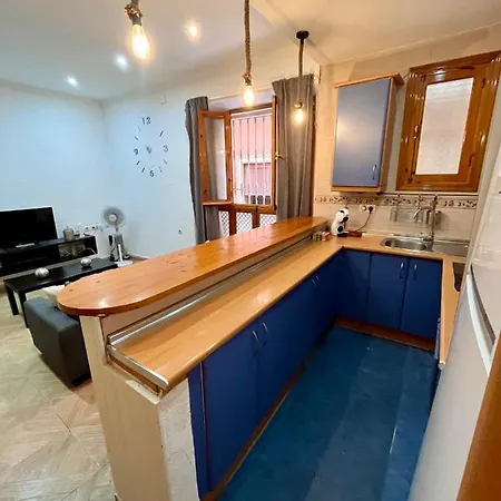 Gatu El Vigia De Tavira, Preferente Mayores De 25 Anos Y Familias * カディス